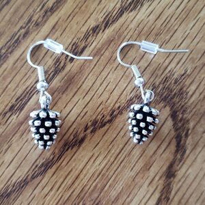 Elegant 14K Gold-Plated Pine Cone Pinecone Drop Dangle Earrings - Silvertone